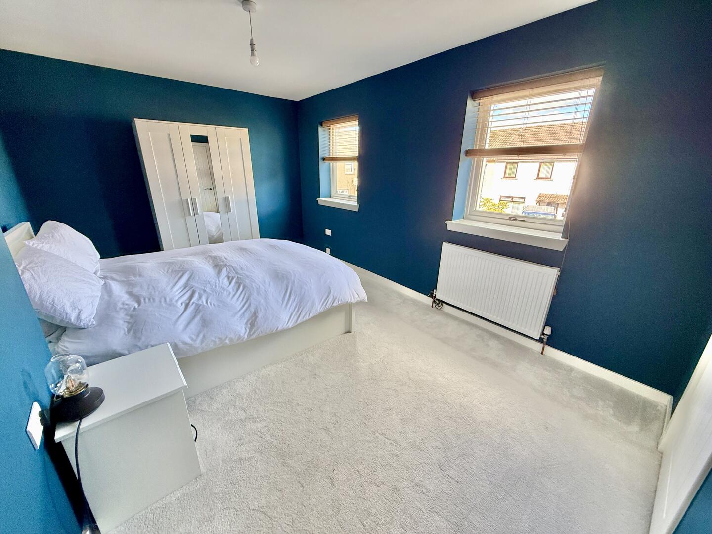 Queen's Place, Kilwinning
